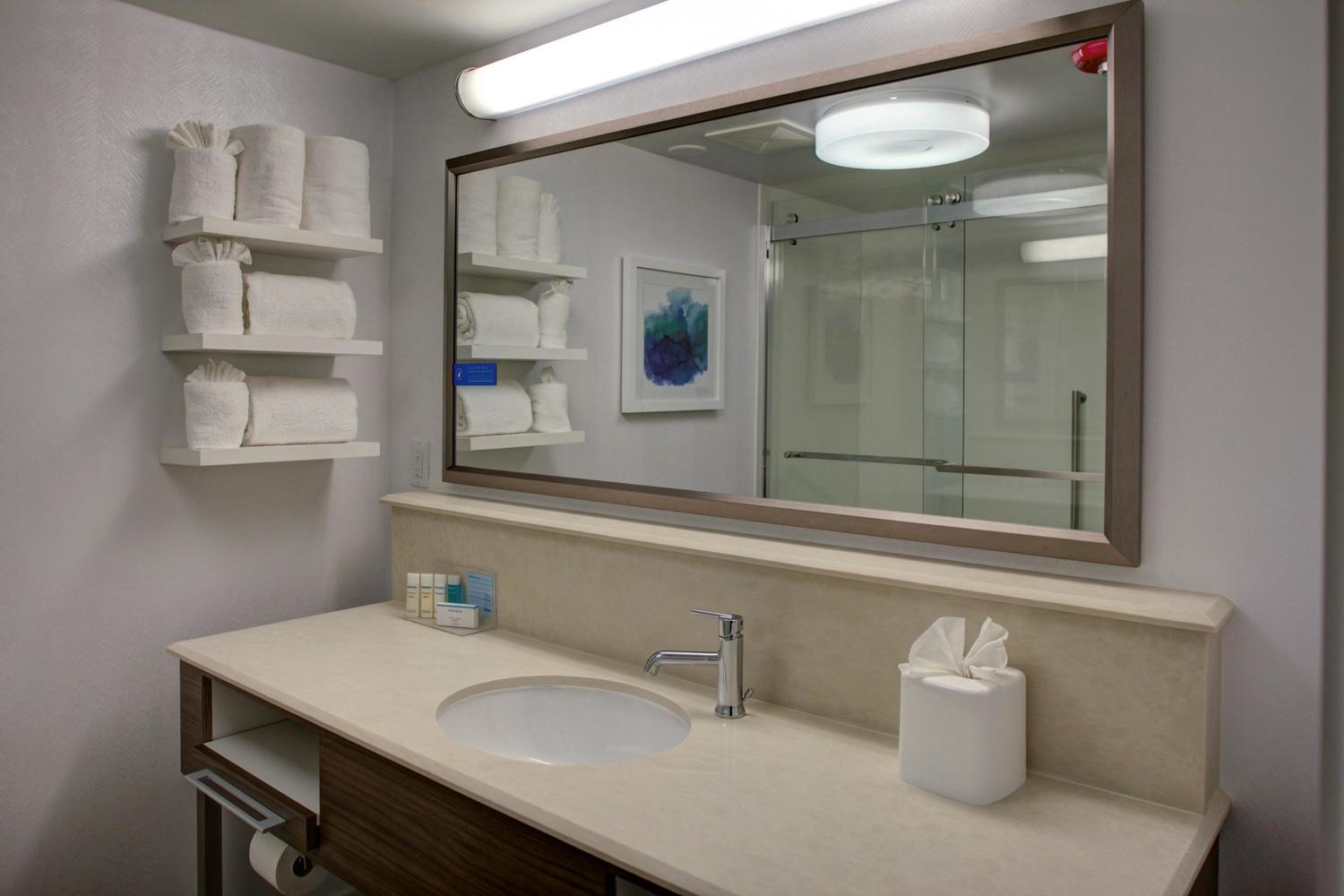 Hampton Inn & Suites Lake Mary At Colonial Townpark, Lake Mary, FL Jobs