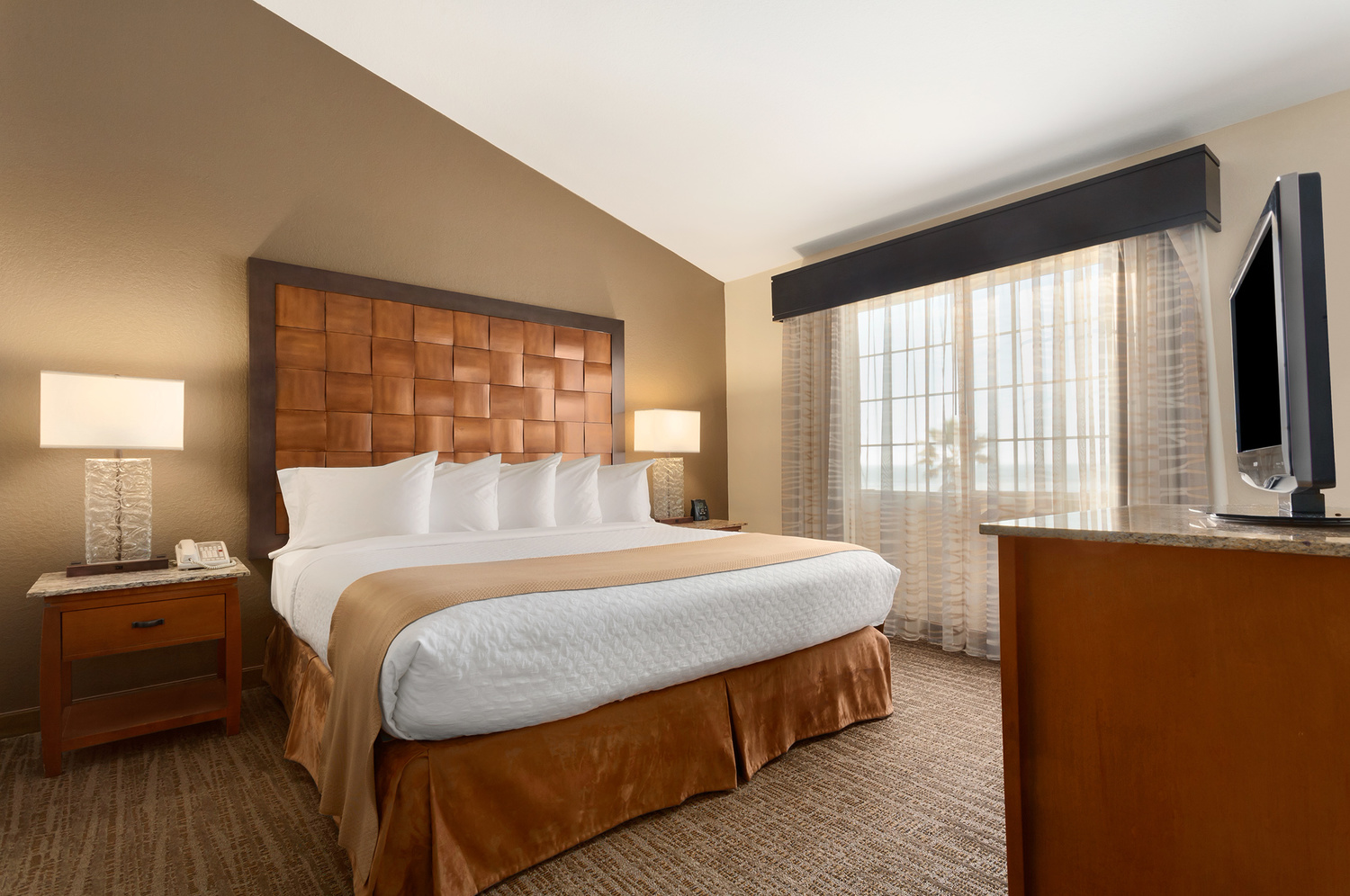 Embassy Suites by Hilton Mandalay Beach Resort, Oxnard, CA Jobs |  Hospitality Online