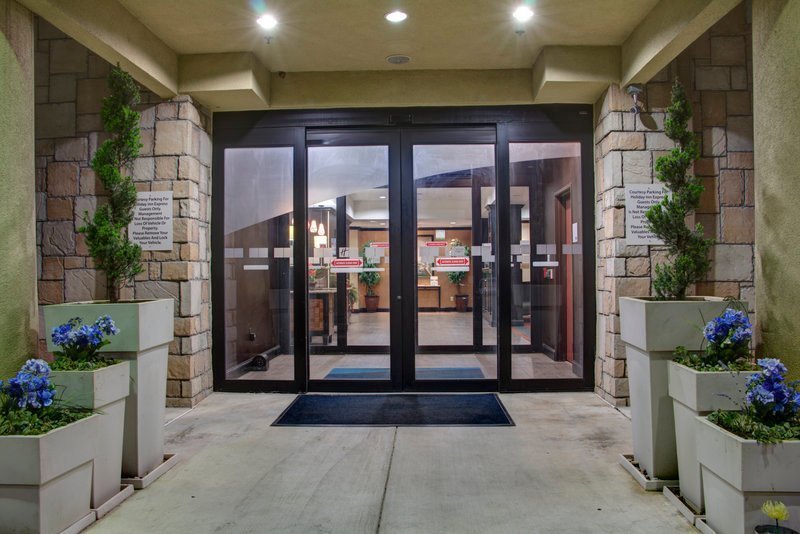 Holiday Inn Express & Suites Paris, Paris, TX Jobs Hospitality Online