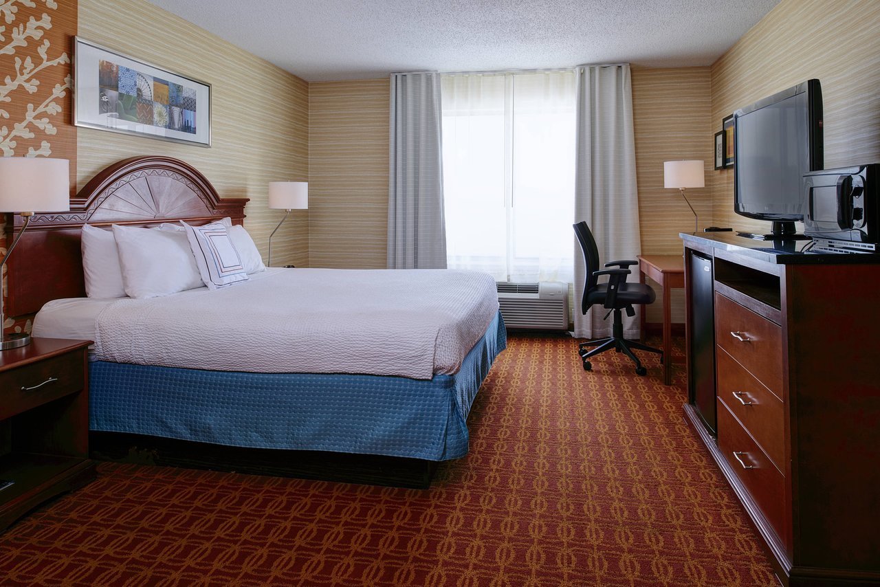 Fairfield Inn & Suites Detroit Farmington Hills, Farmington Hills, MI