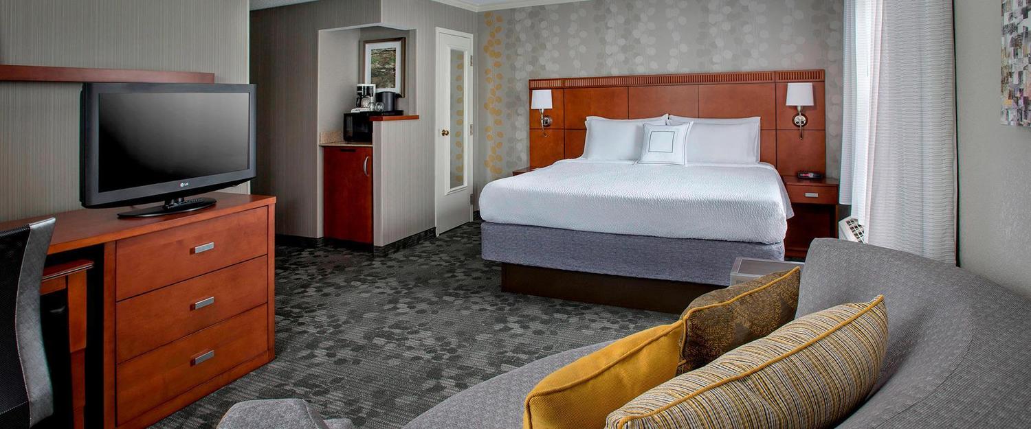 Jobs at Sonesta Select Tinton Falls Eatontown, Tinton Falls, NJ