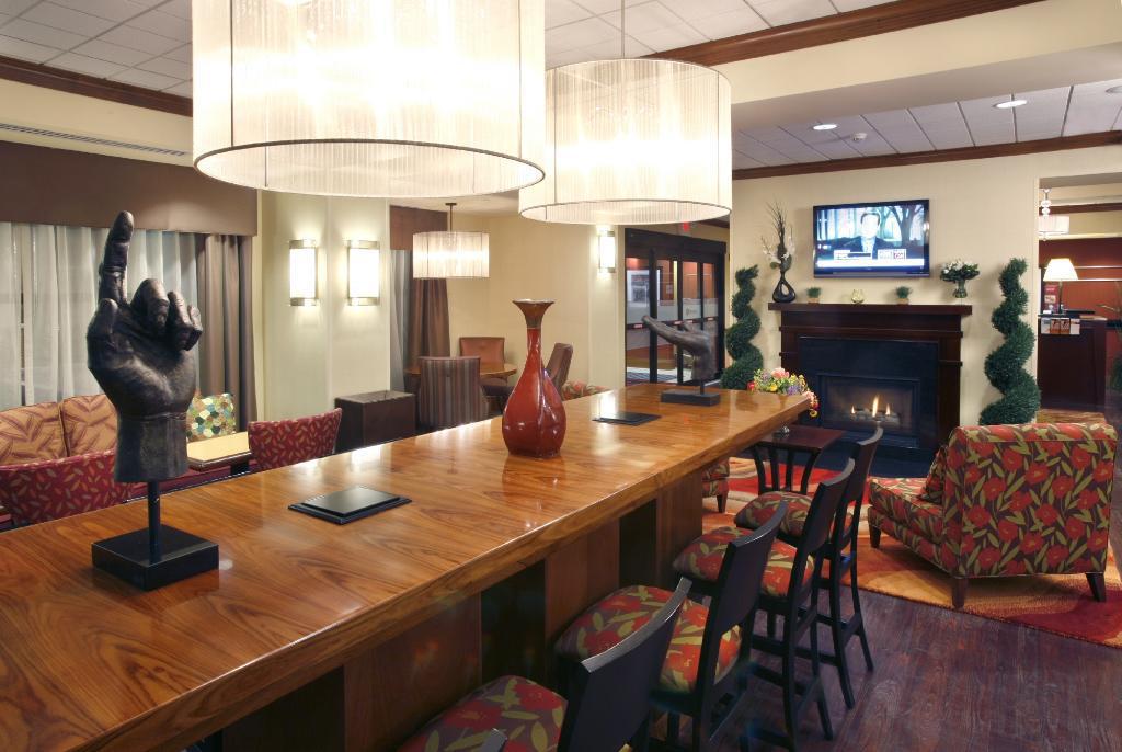 Hampton Inn Springfield South Enfield, Enfield, CT Jobs Hospitality