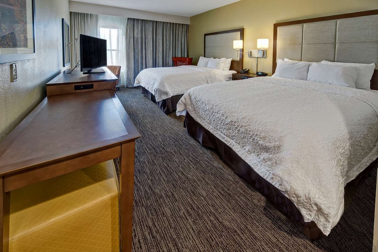 Hampton Inn & Suites Concord/Charlotte, Concord, NC Jobs Hospitality