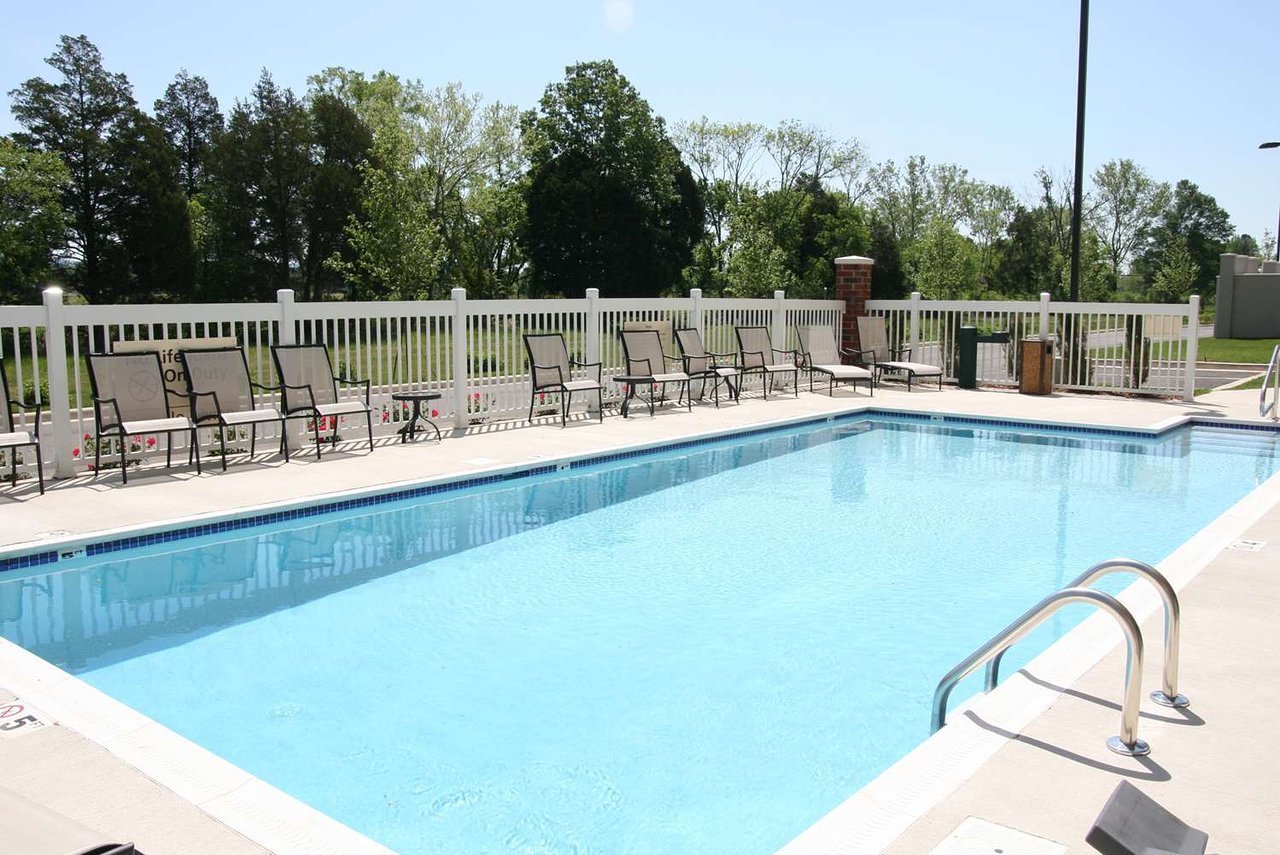 Hampton Inn & Suites Huntsville Hampton Cove, Huntsville, AL Jobs