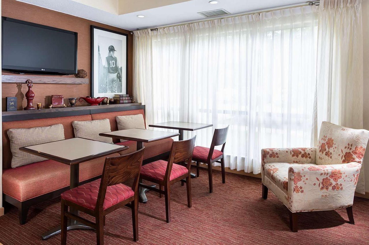 Hampton Inn Zanesville, Zanesville, OH Jobs Hospitality Online