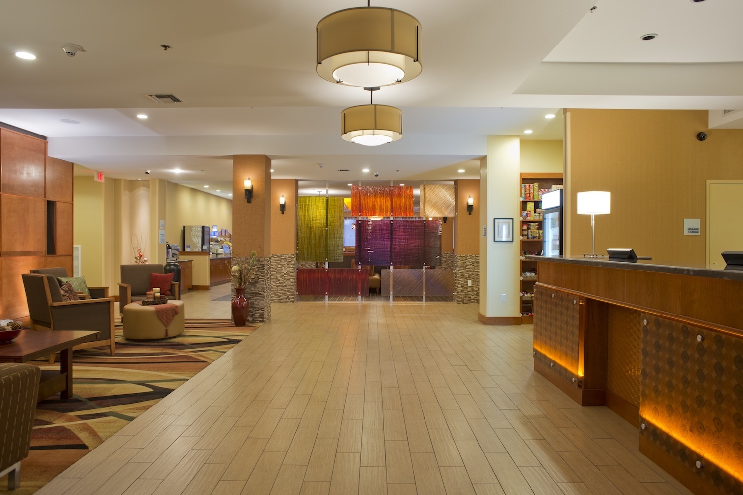 Holiday Inn Express Hotel & Suites Prattville South, Prattville, AL