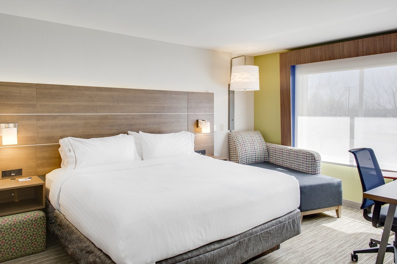 Holiday Inn Express & Suites Chickasha, Chickasha, OK Jobs