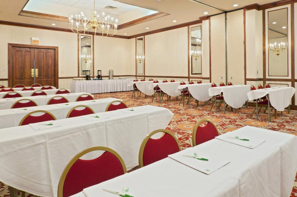 Holiday Inn Staunton Conference Center, Staunton, VA Jobs Hospitality