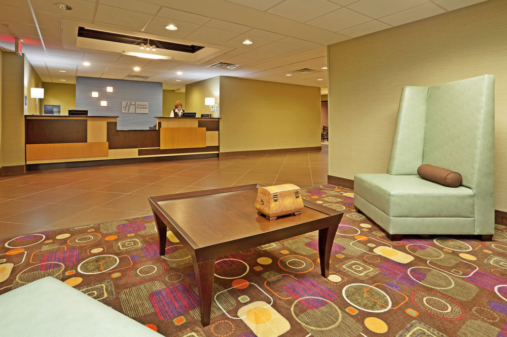 Holiday Inn Express Troutville, Troutville, VA Jobs Hospitality Online