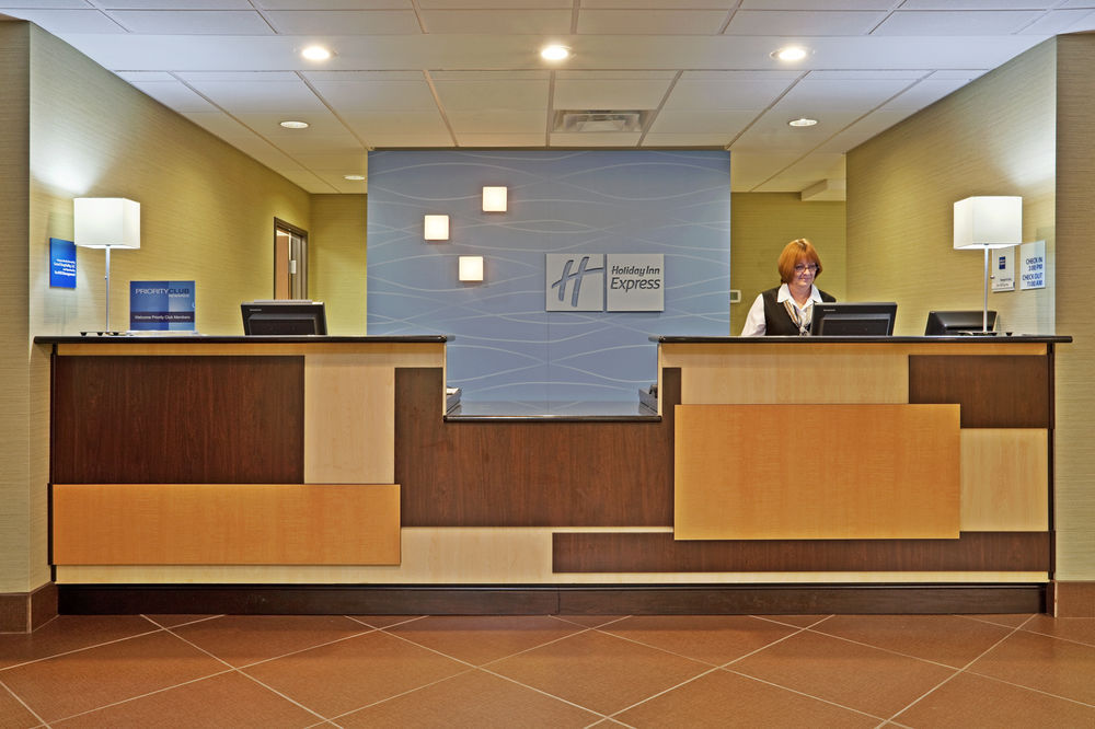 Holiday Inn Express Troutville, Troutville, VA Jobs Hospitality Online