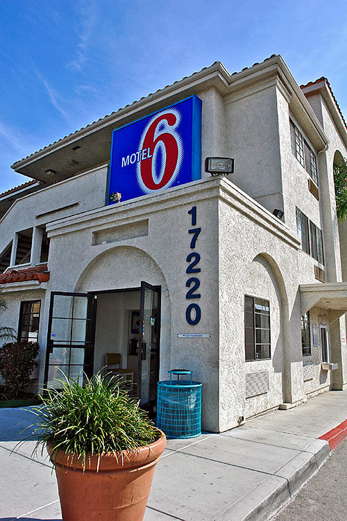 Jobs at Motel 6 Los Angeles Bellflower, Bellflower, CA Hospitality