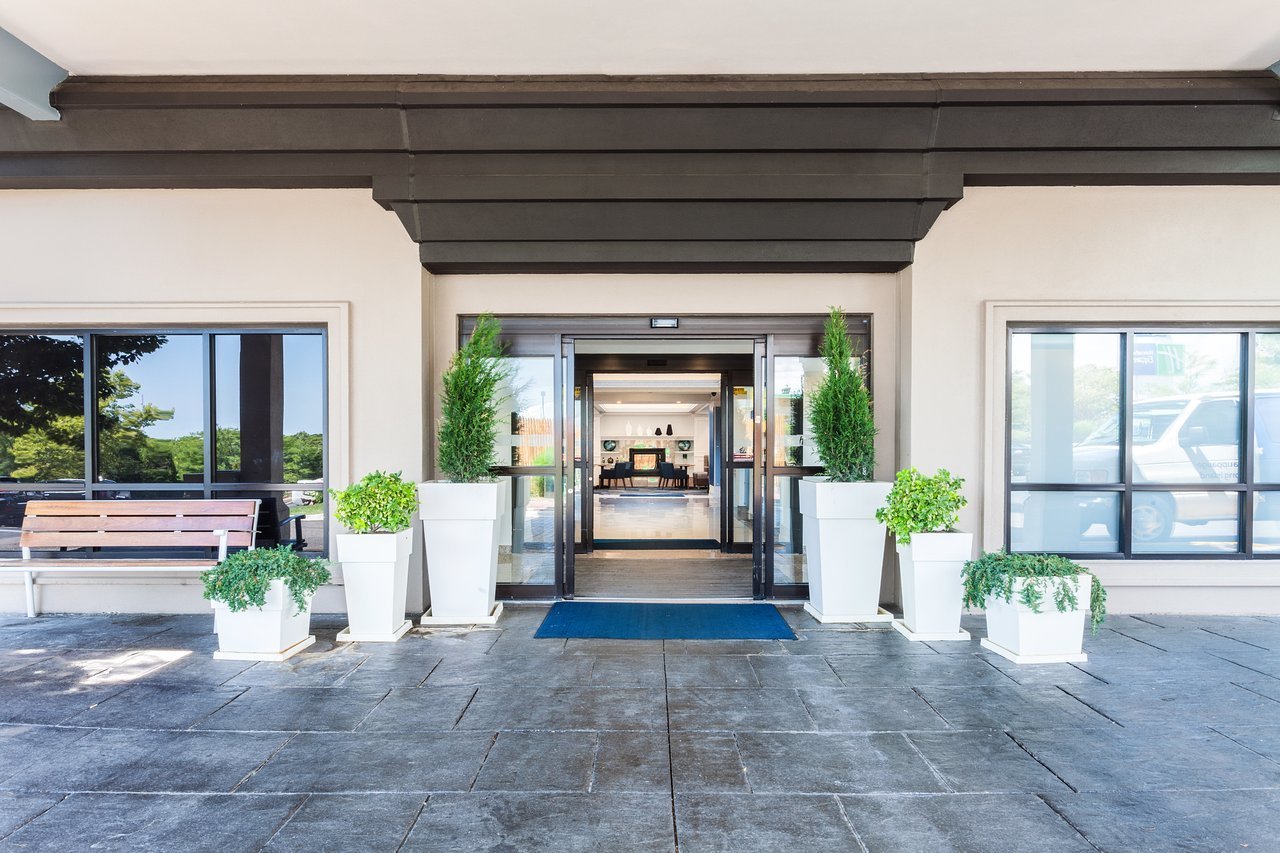 Holiday Inn Express HauppaugeLong Island, Hauppauge, NY Jobs