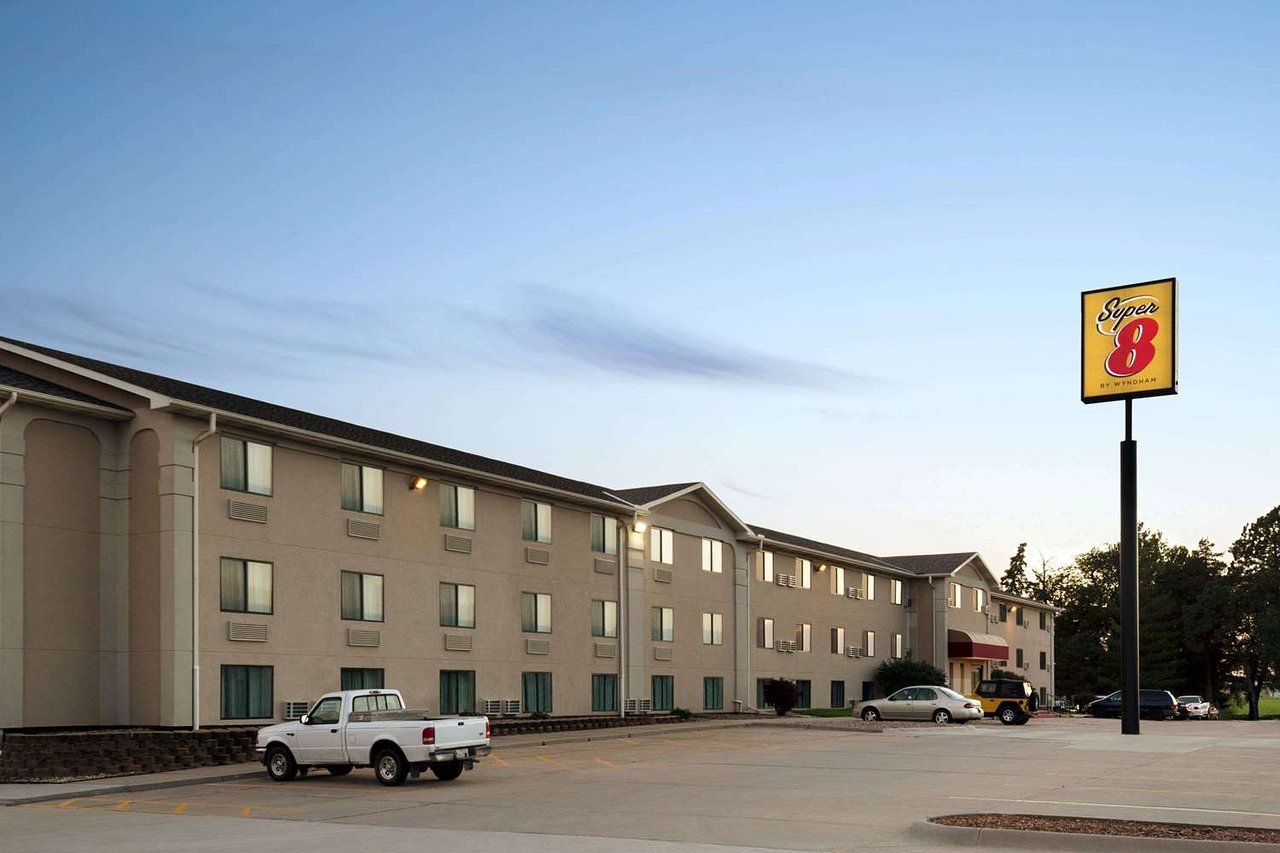 Super 8 by Wyndham Lincoln North, Lincoln, NE Jobs Hospitality Online