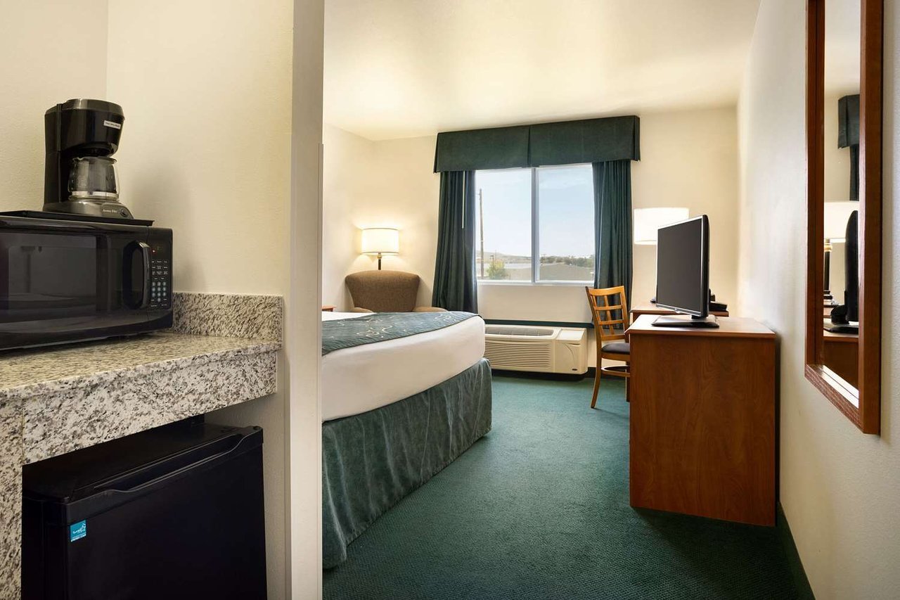 Baymont by Wyndham Rawlins, Rawlins, WY Jobs Hospitality Online