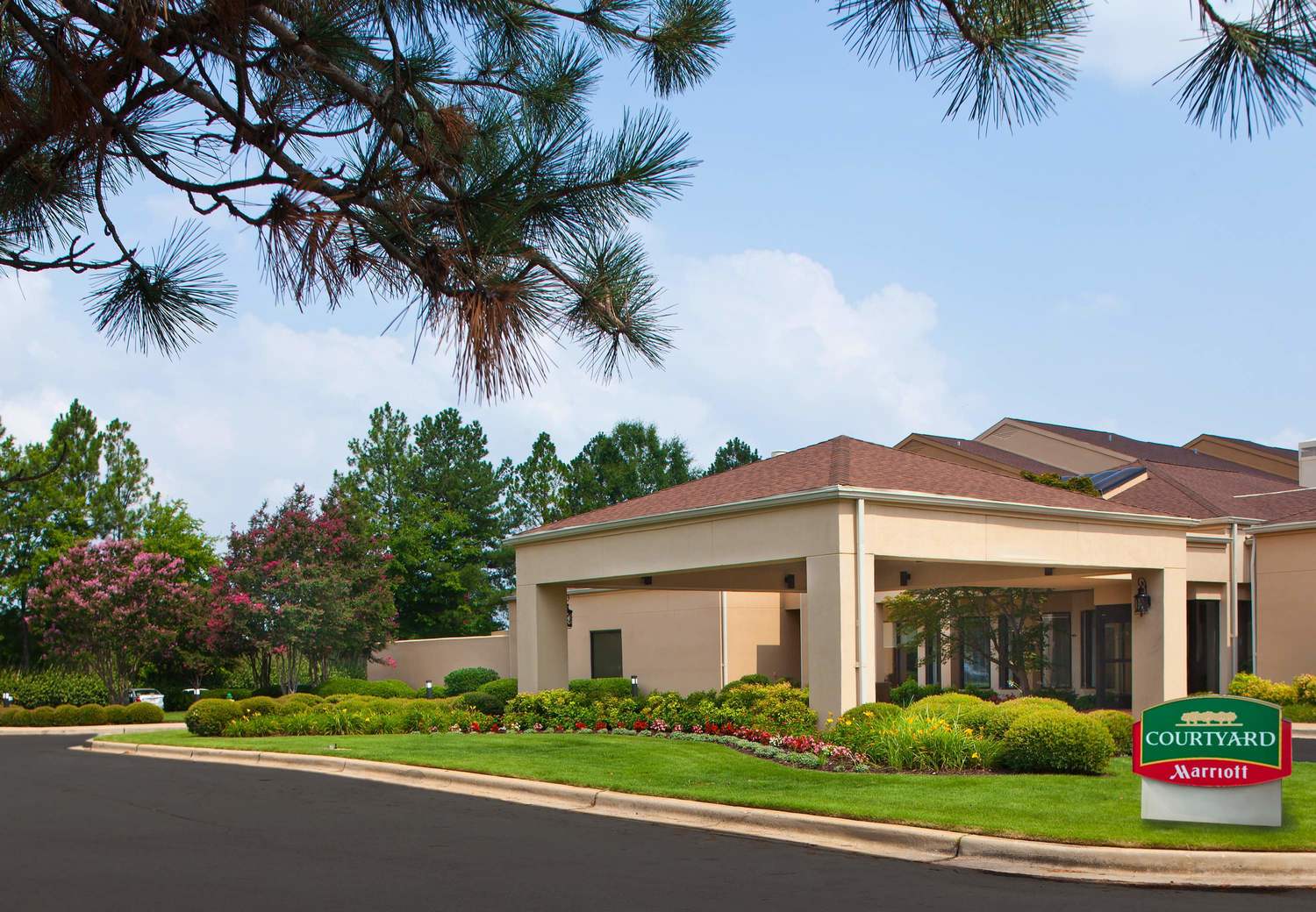 Jobs at Courtyard Huntsville University Drive, Huntsville, AL