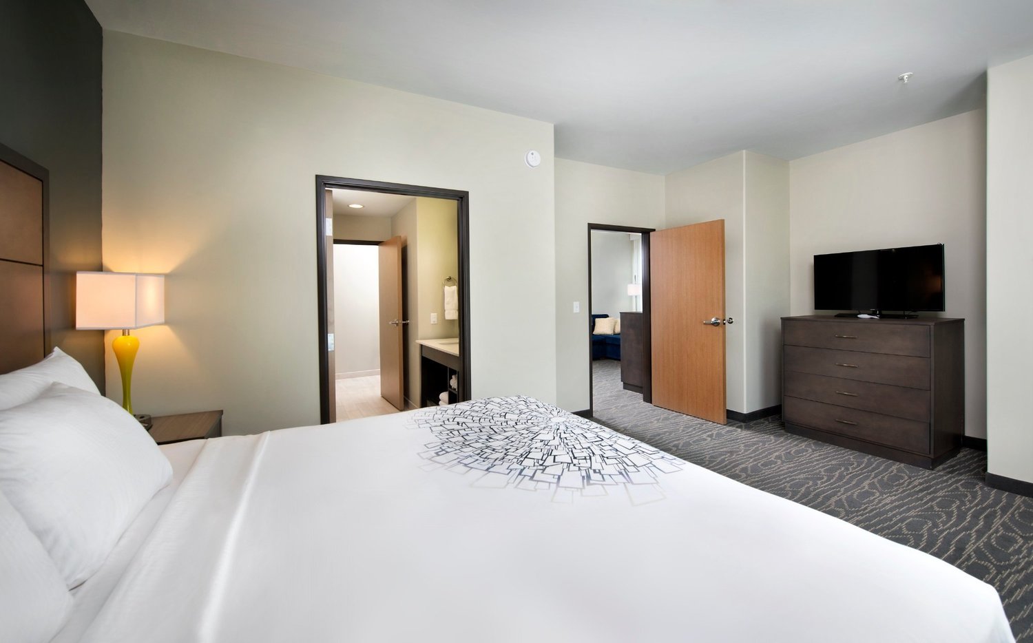 La Quinta Inn & Suites BransonHollister, Hollister, MO Jobs