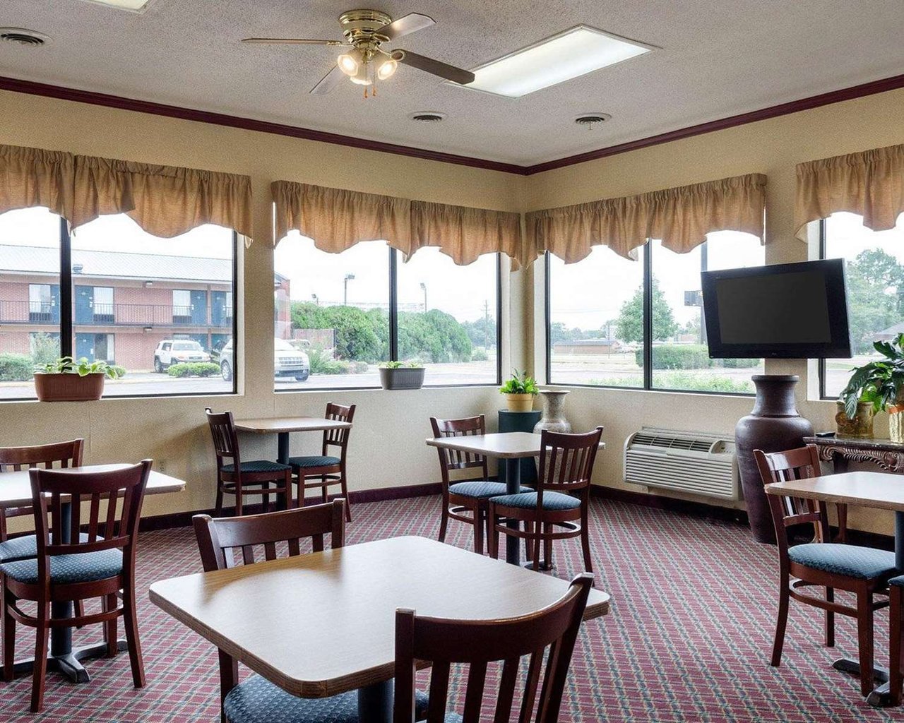 Rodeway Inn of Greenwood, Greenwood, MS Jobs Hospitality Online
