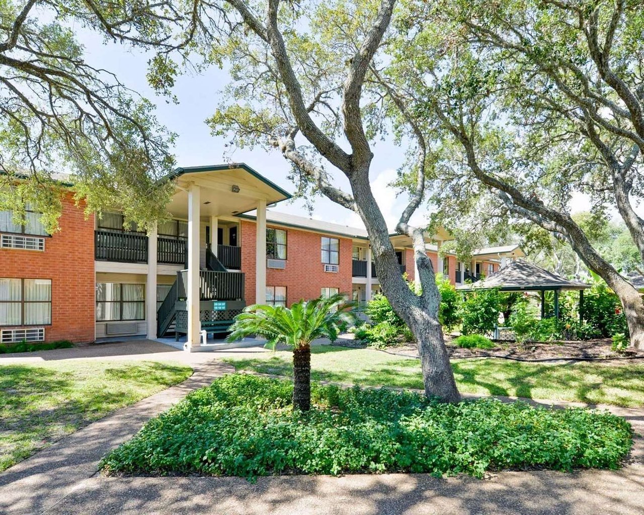 Econo Lodge Inn & Suites Fulton/Rockport, Fulton, TX Jobs Hospitality