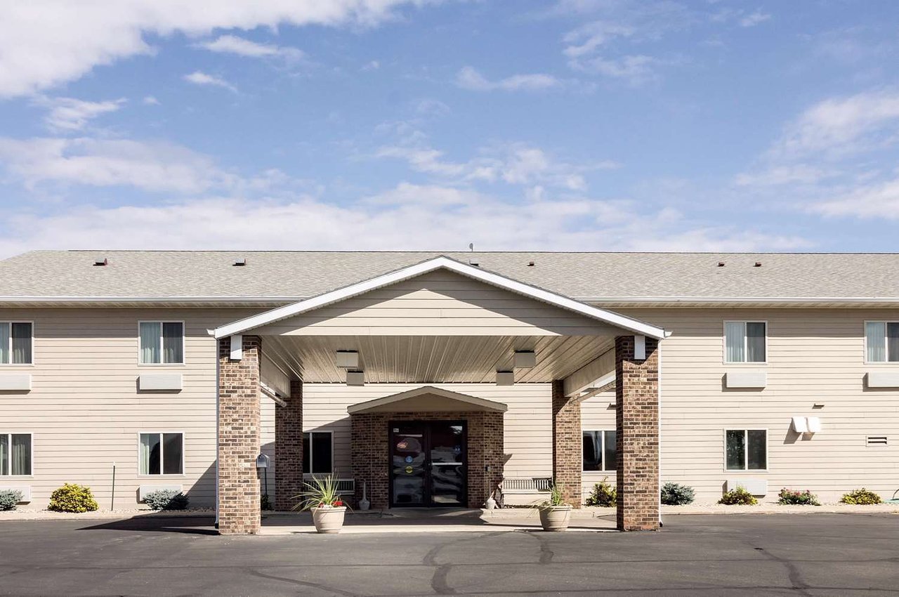 Quality Inn & Suites Watertown, Watertown, SD Jobs Hospitality Online