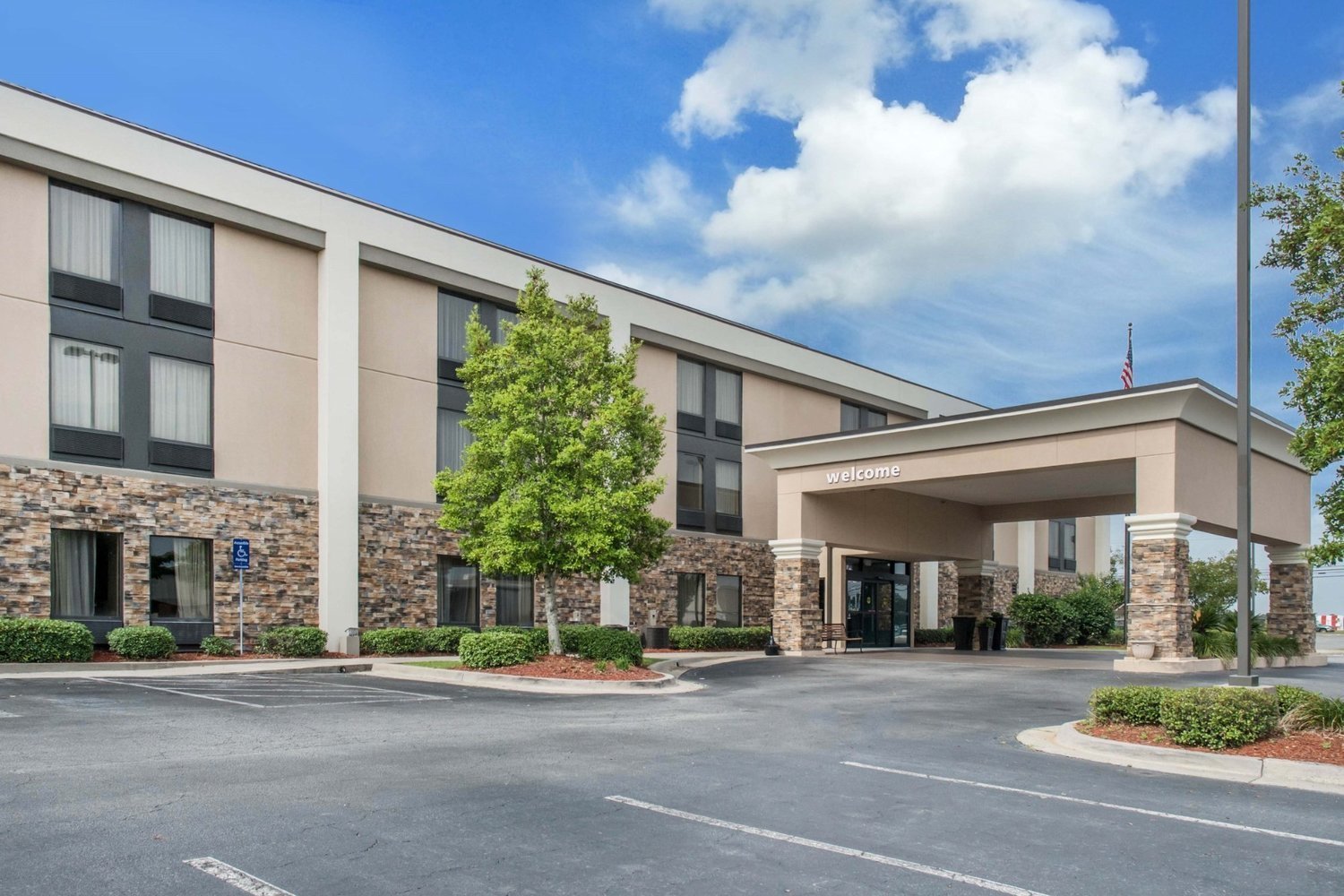 Legacy Hospitality, Commerce, GA Jobs Hospitality Online