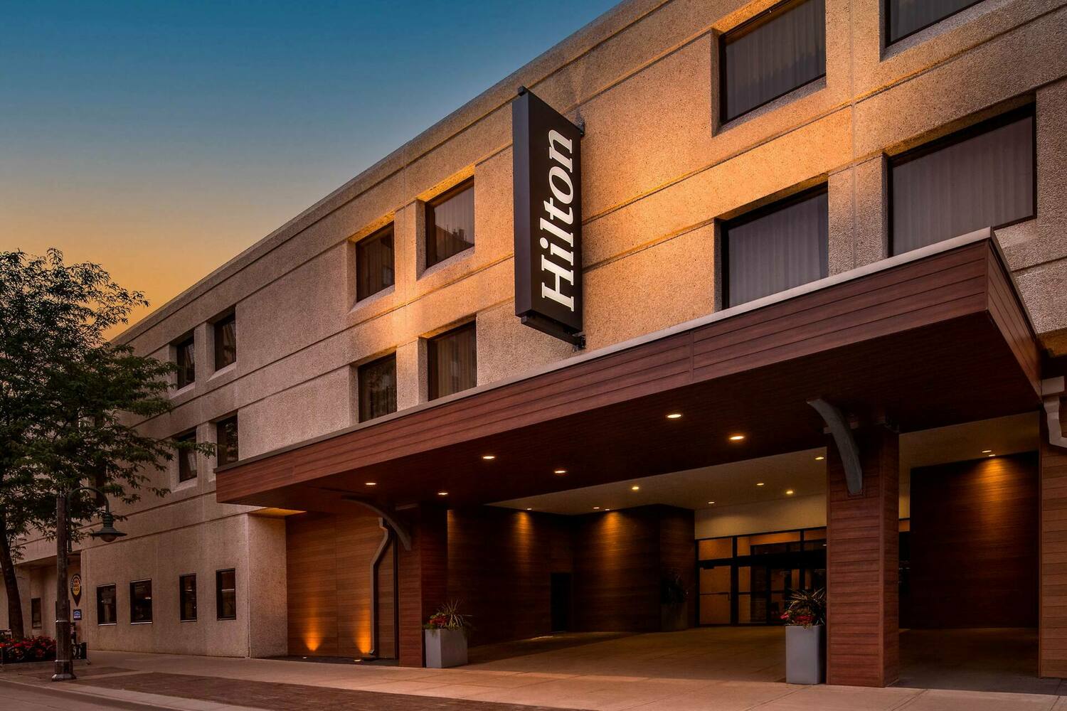 Hilton Appleton Paper Valley, Appleton, WI Jobs Hospitality Online