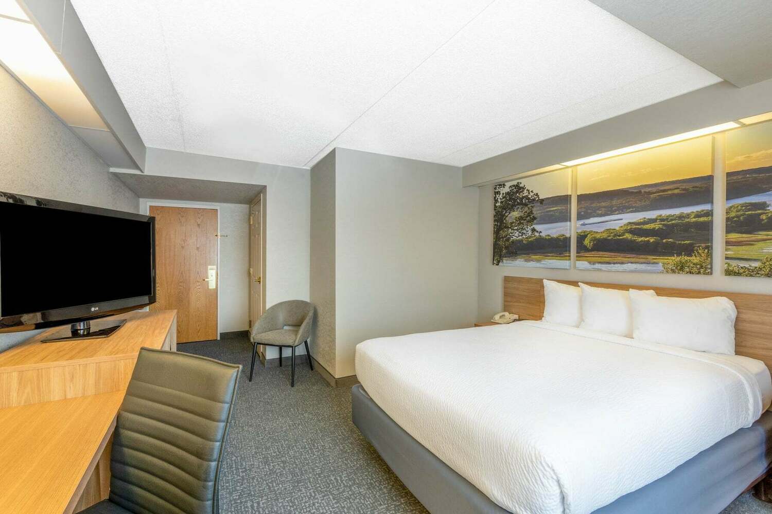 Days Inn Eagan Minnesota Near Mall of America, Eagan, MN Jobs